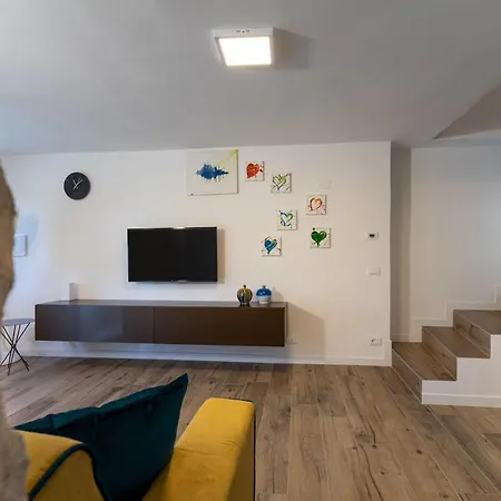 A Casa Di Lupo بيت للعطل *