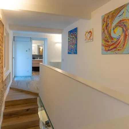 A Casa Di Lupo Feriehus Cison di Valmarino